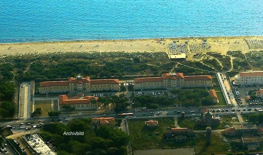 Regina Elena Apartment Calambrone
